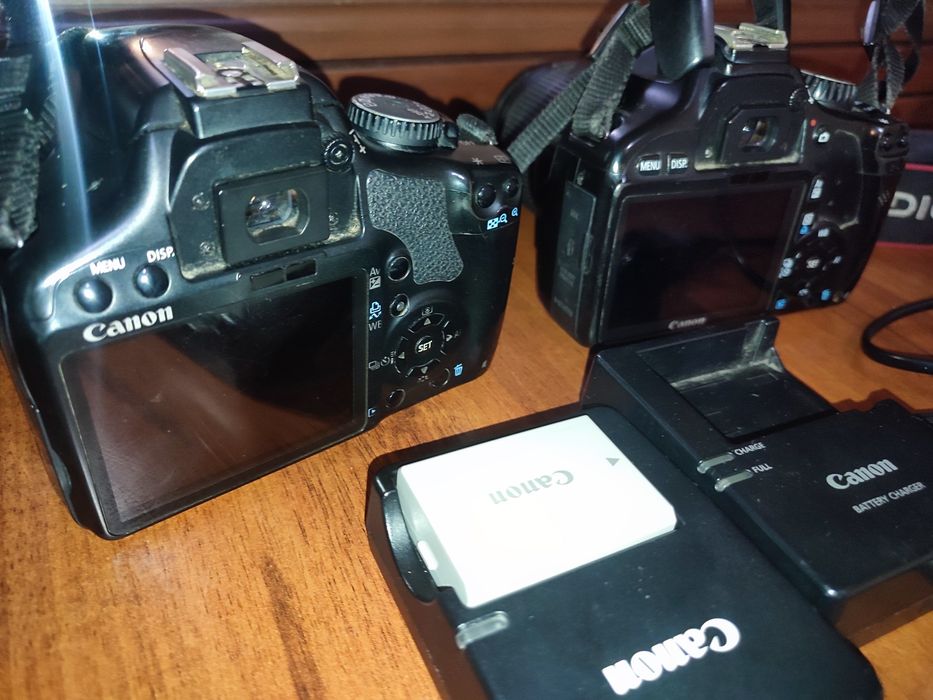 Fotoparat Canon  Eos550 , Eos450 Sotiladi