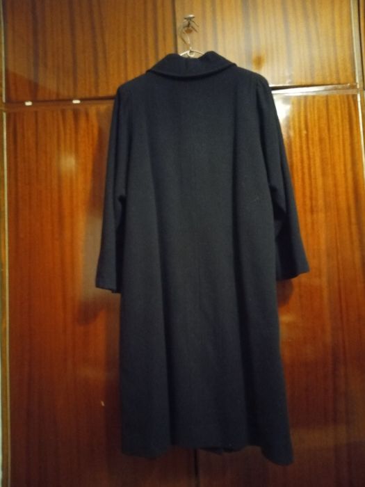 Palton dama,negru stofă lâna măsură 48