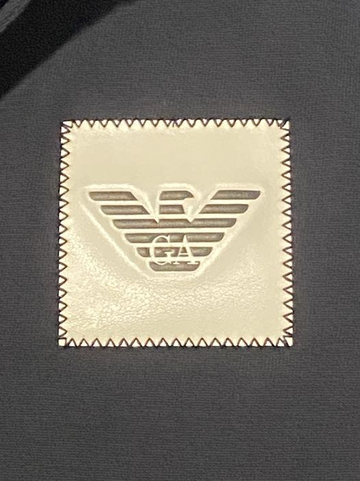 Мъжка блуза Emporio Armani с дълъг ръкав.