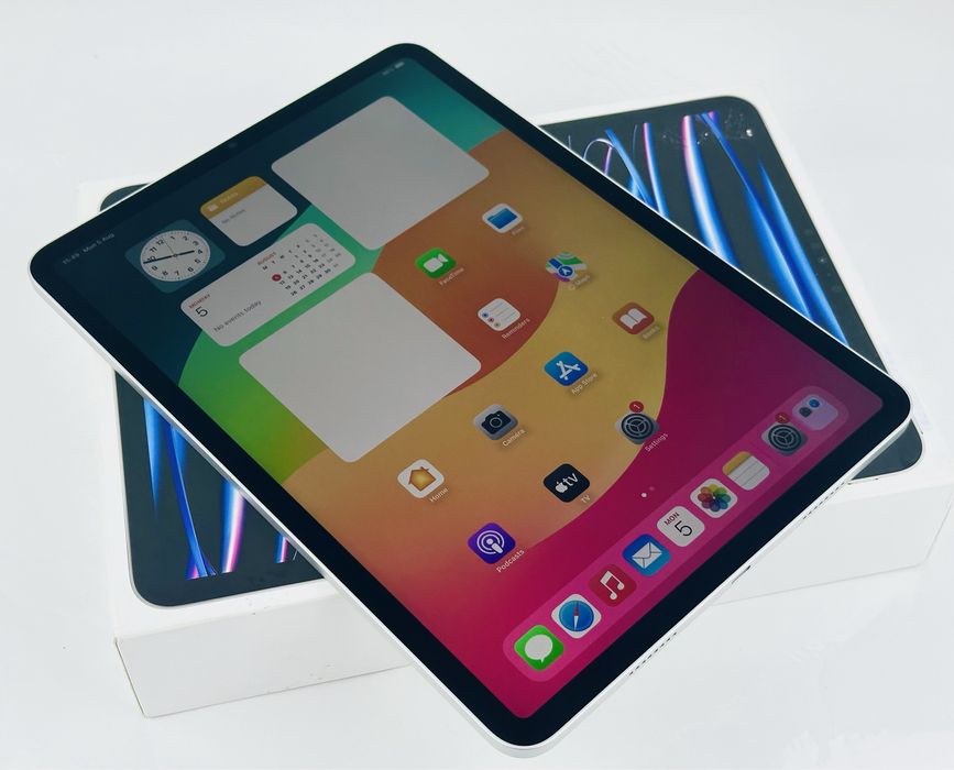 Apple iPad Pro 11 M2 4th Gen WiFi 128GB Silver Перфектен! Гаранция!