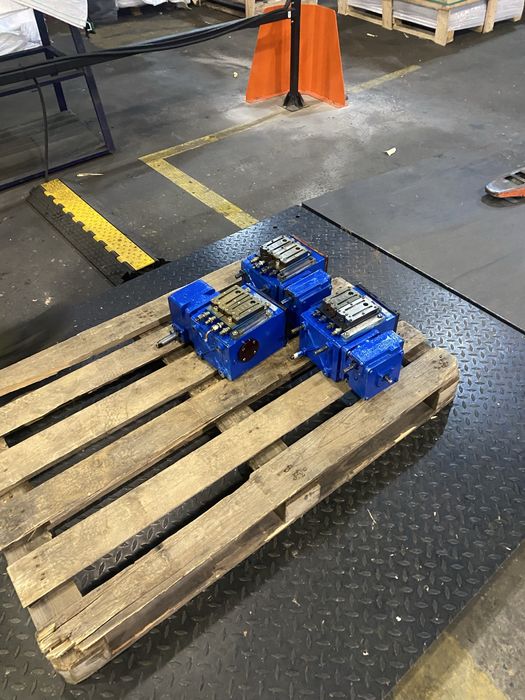 Запчасти  клапана пик лубрикаторы