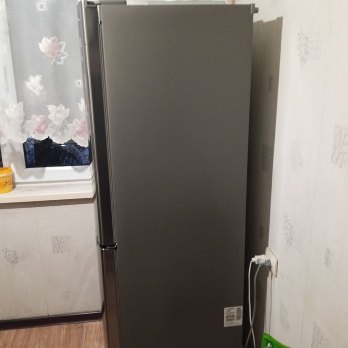 Продам холодильник срочно