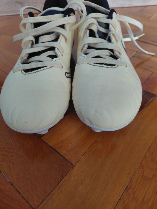 Бутонки Nike legend 10