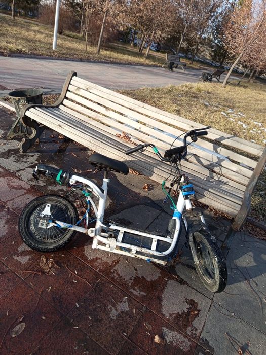 скутер злектро.      .