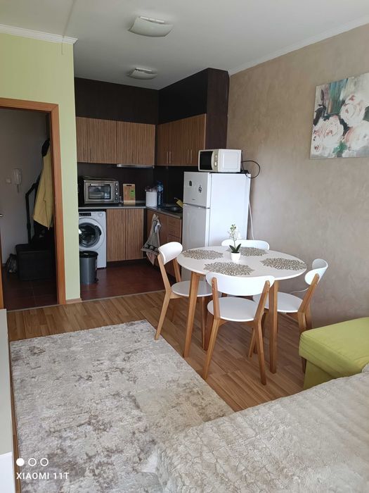 Дава се под наем Двустаен апартамент в Кнежа - 60 кв.м за 400 € - Снимка #2