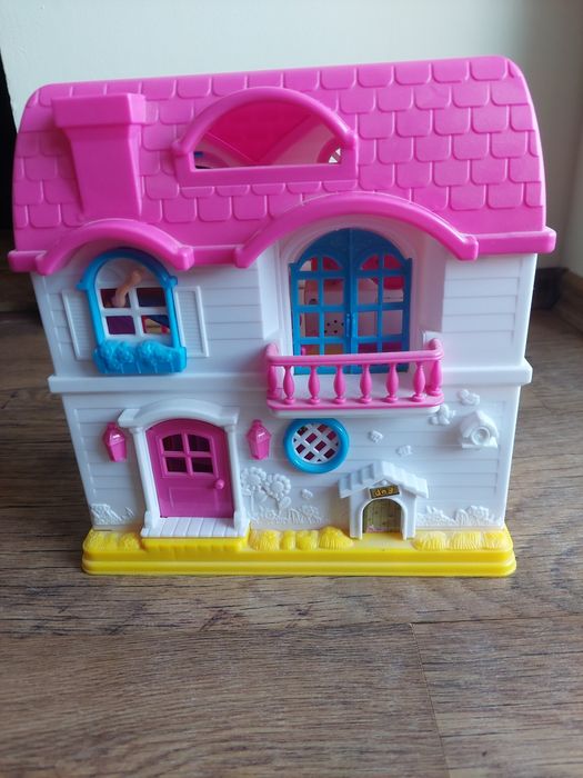 Къщя за кукли с аксесоари