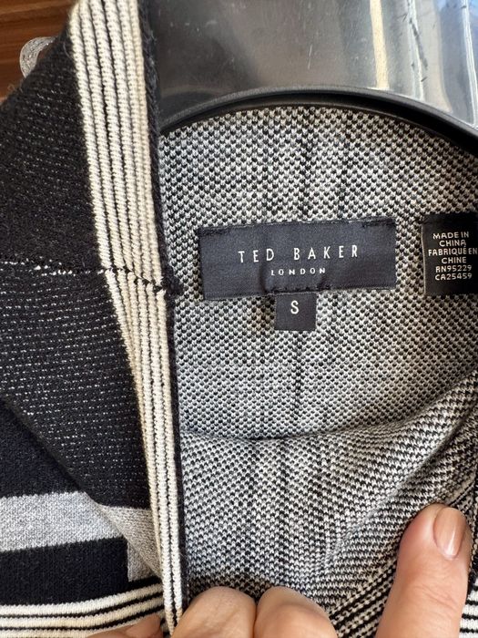 Марков пуловер,стилен,модерен