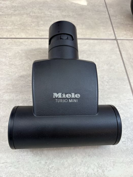 Perie aspirator Miele model Turbo ca noua