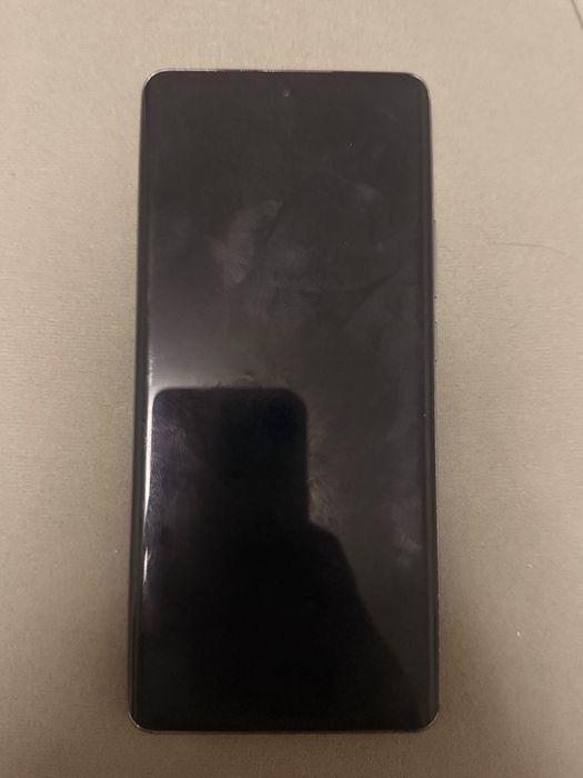 Продам телефон OPPO Reno10 5G