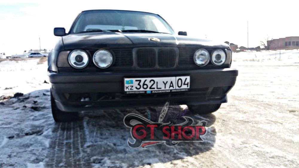 Спойлер BMW E34, тюнинг козырек накладки бмв е34