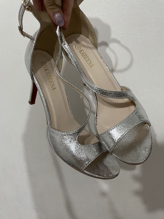 Босоножки 39 размер