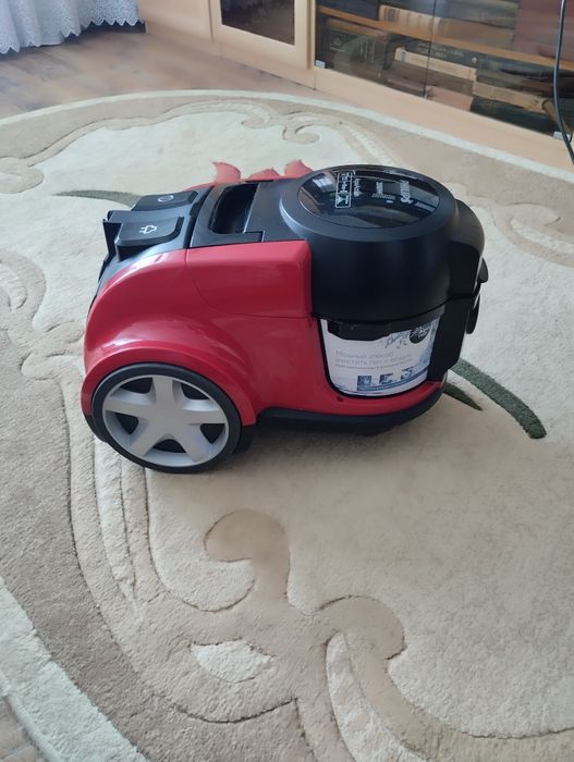 Продам пылесос Филипс