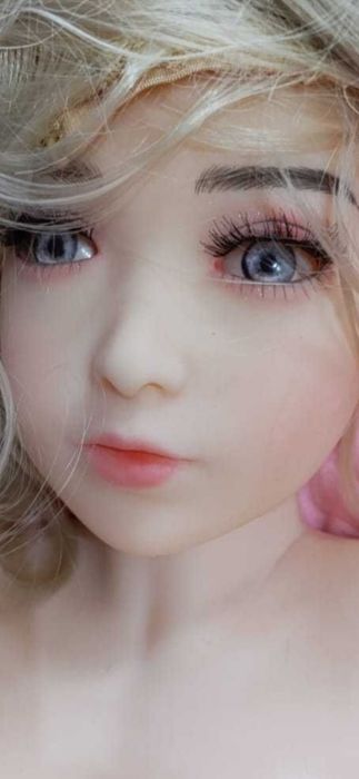 Силиконовая кукла