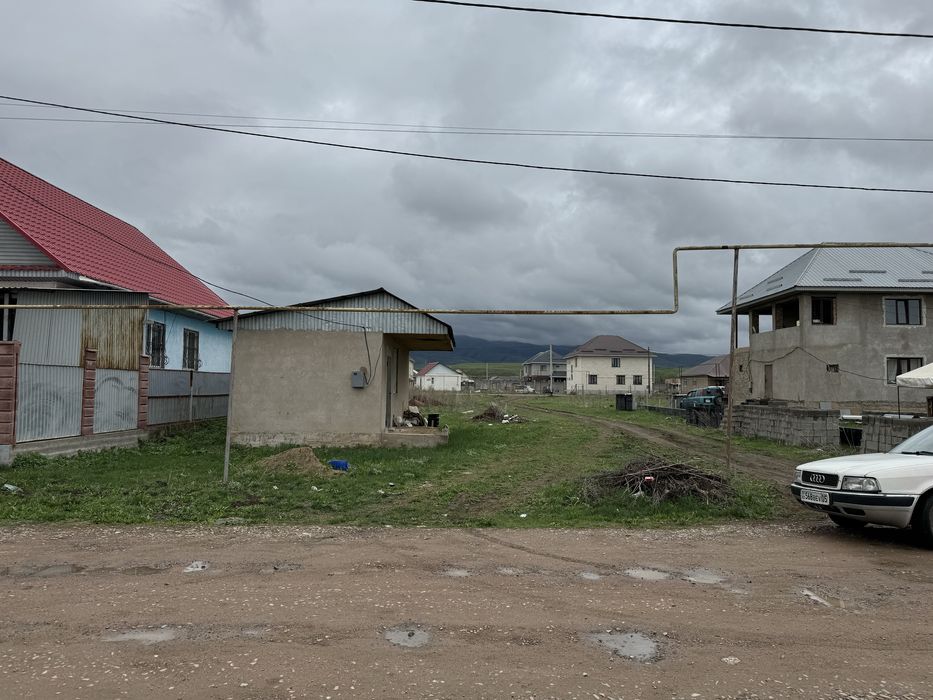 Времянка сатылады Узынагашта 8 соток