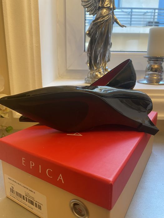 Pantofi din piele lacuita Epica