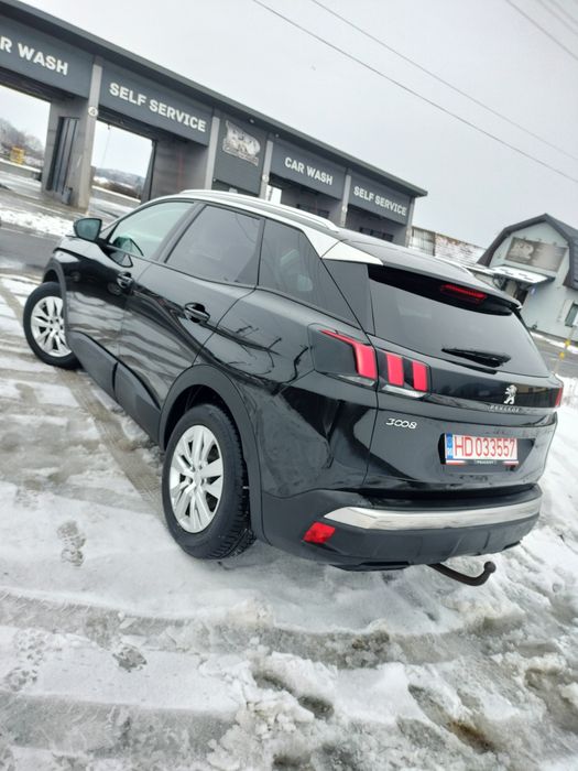 De vânzare Peugeot 3008 Km reali ! Carte service ! Euro 6
An fabricați