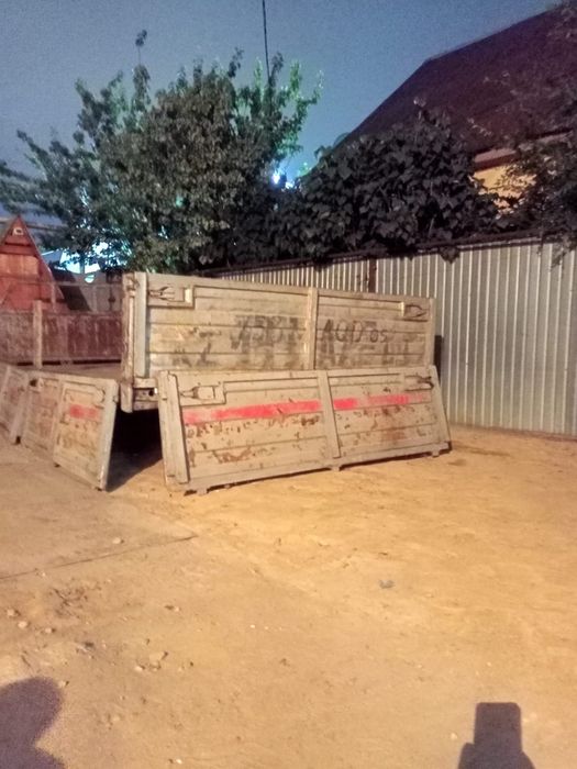 Кузов бортовой .