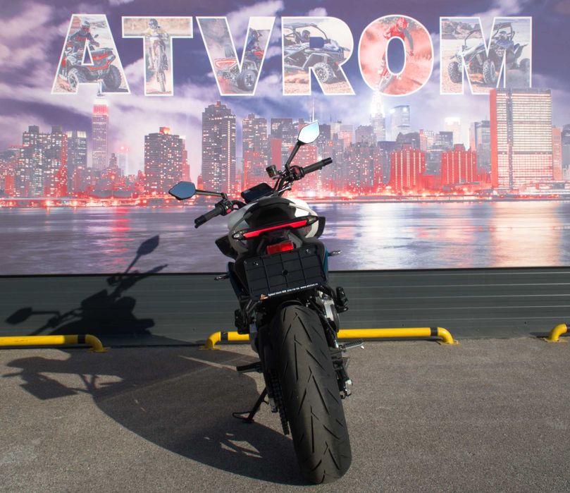 Motocicleta CFMOTO 675NK '26