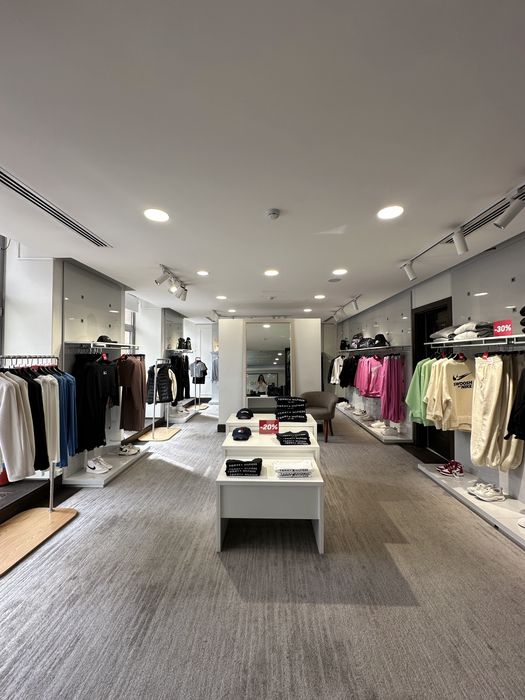 Продается готовый магазин одежды