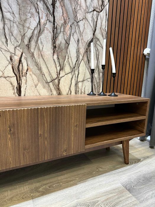 Тумба под телевизор