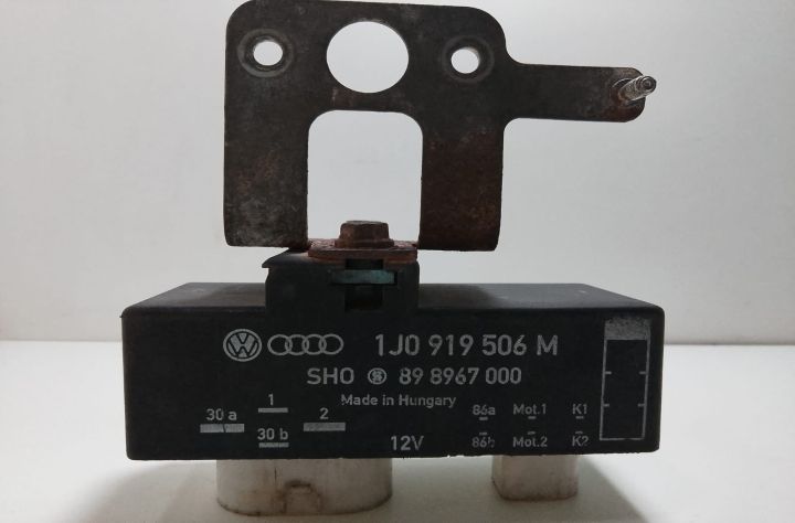 Releu Ventilator 1J0919506M  Volkswagen VW Polo a 4-a generatie 9N