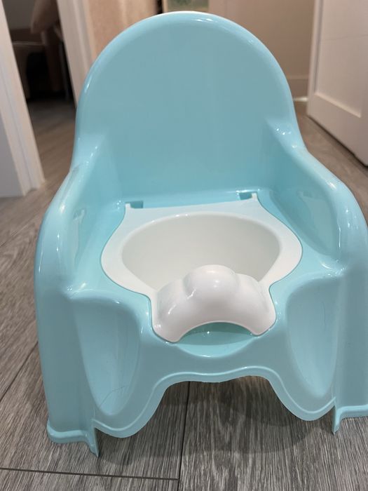 Продам горшок стульчик