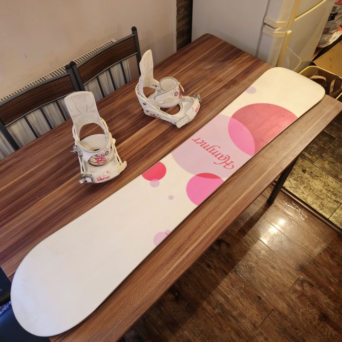 Placa Snowboard Hammer Hyleyn 152 cm cu legaturi Salomon M