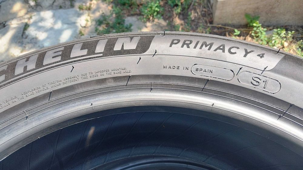 Още по-намалени - с 45%  MICHELIN PRIMACY 4 S1 - 235/50 R19 - 4 броя