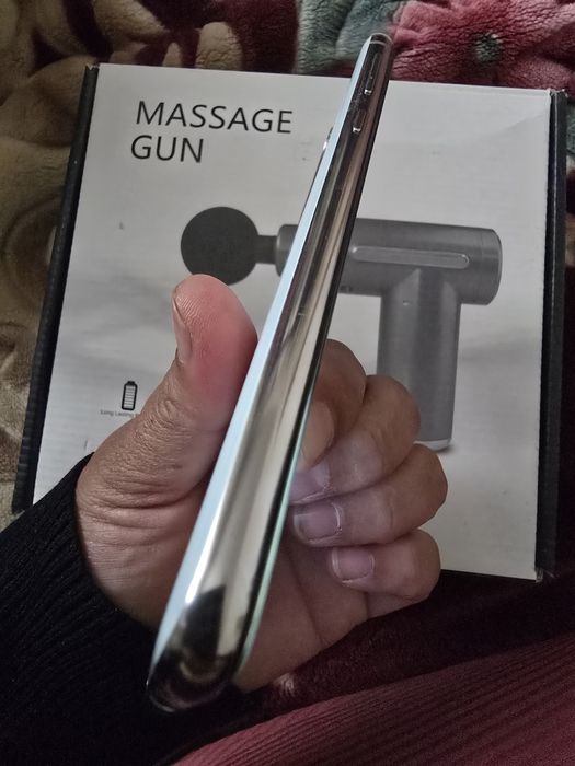 Прдам samsung s 10 e   в отлтчном состояние все родное