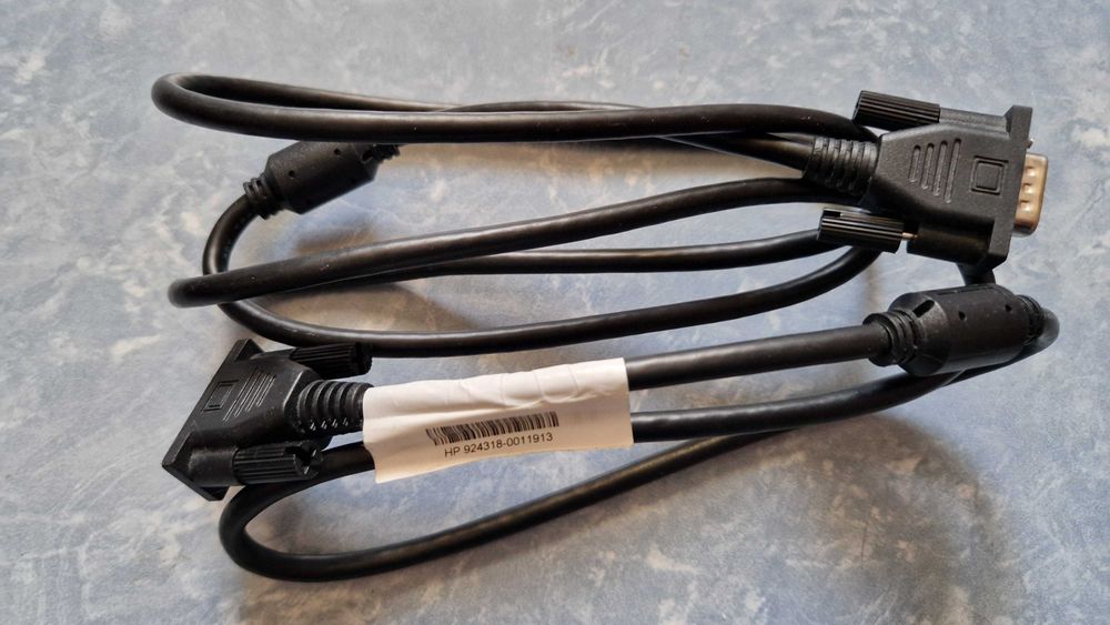 Vand Lot 58 buc cablu VGA Original HP 924318-0011913 la 300lei