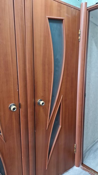 Двери межкомнатные бу