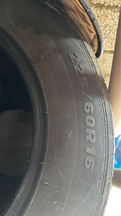 Шины 225/60/16 в хорошом сост