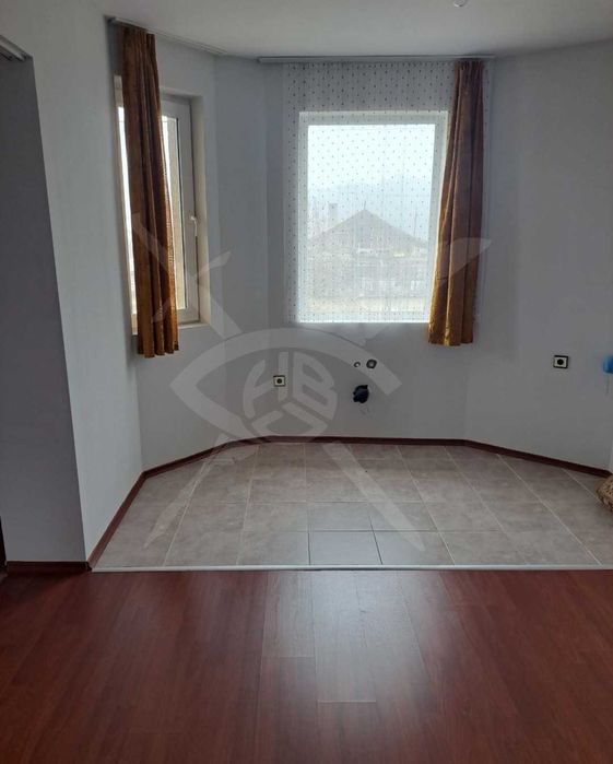 Продава се Къща в Варна, м-т Боровец - юг - 253 кв.м за 882 €/кв.м - Снимка #2