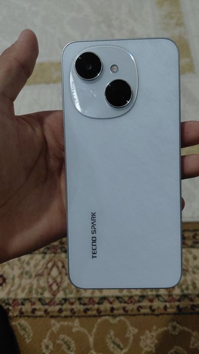 Tecno spark  телефона