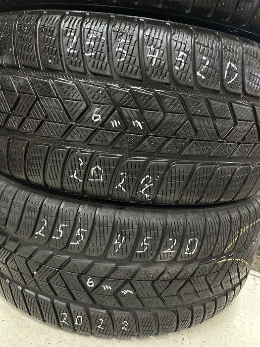 Гуми 255/45/20 Pirelli 4 бр Зимни Дот 3422