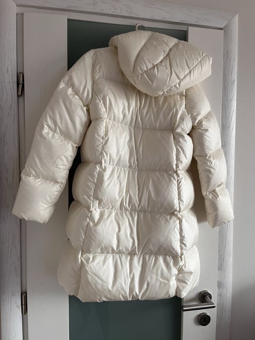 Пухено яке момиче