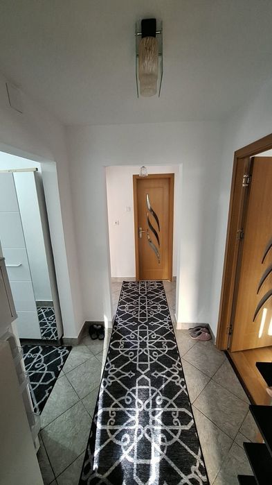 Apartament cu 3 camere