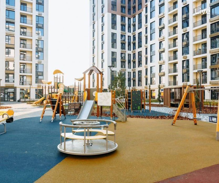 Продаётся 2 комнатная на Нрж Жомий