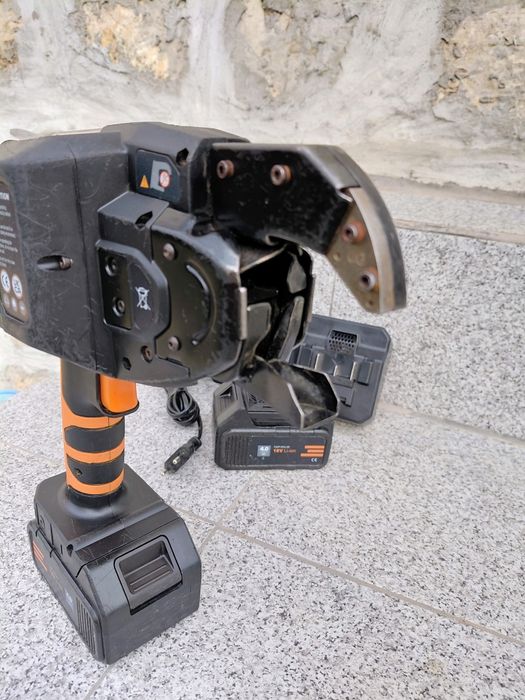 Пистолет за връзване на арматура TJEP ULTRA GRIP 40/18V