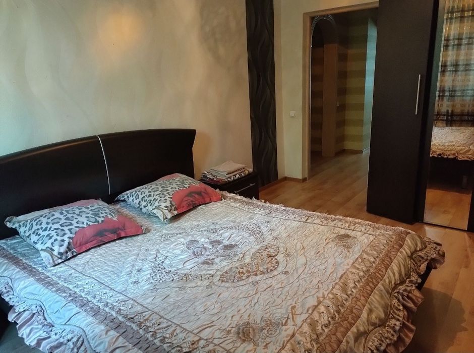 1-но комнатная в центре. Абая 160