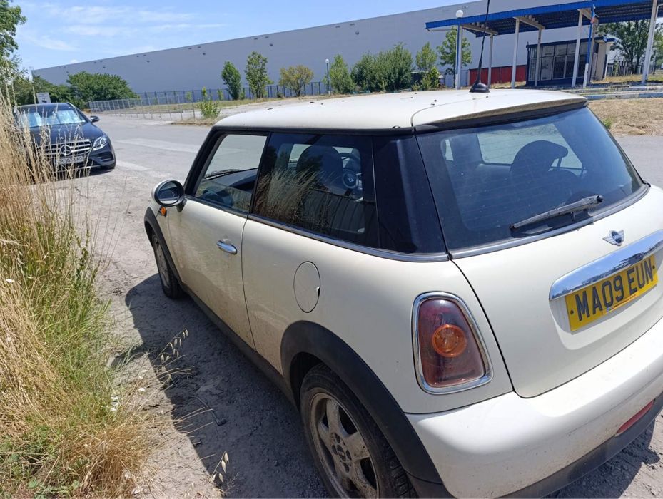 Mini cooper 1.6i benzin 2009г