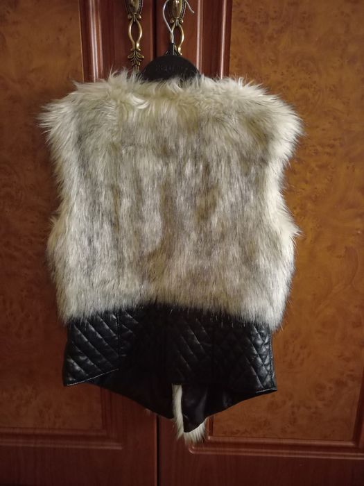 Без  рукавка туркия