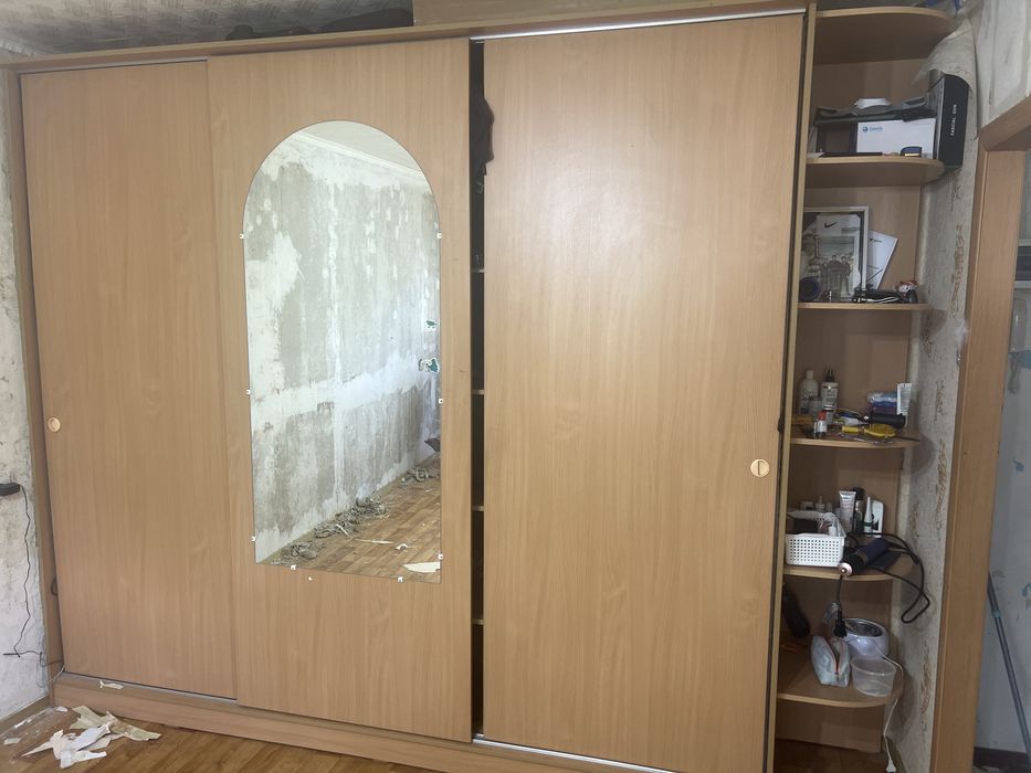 Шкаф большой  3 метра