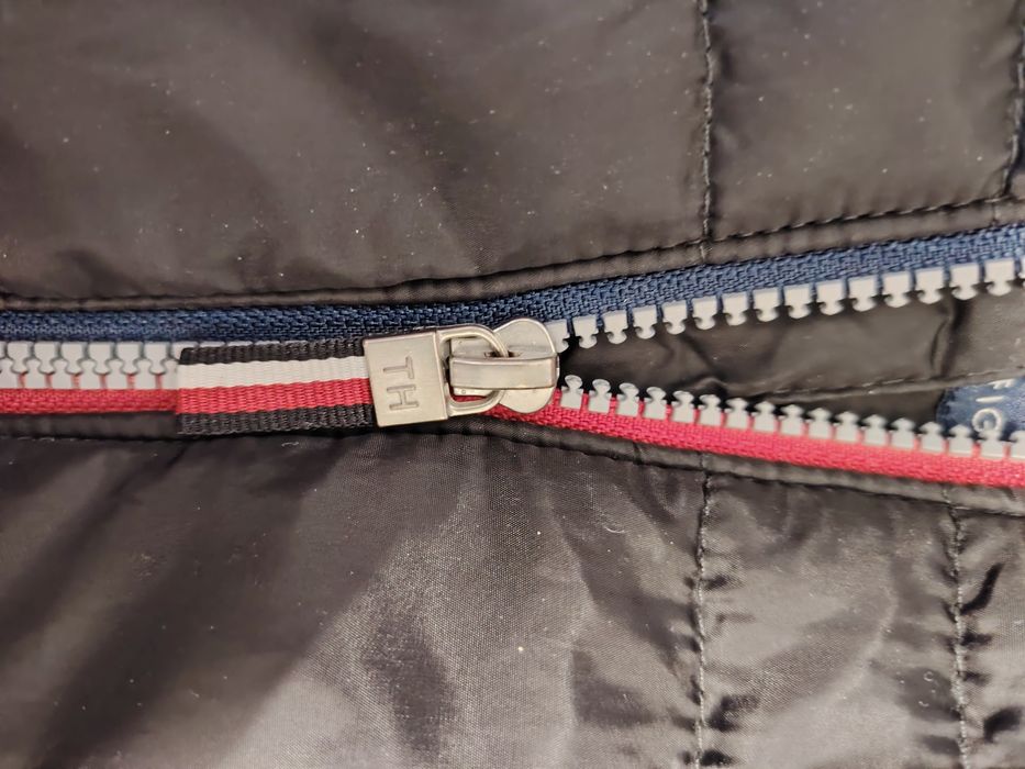 Geaca Tommy Hilfiger 16 ani