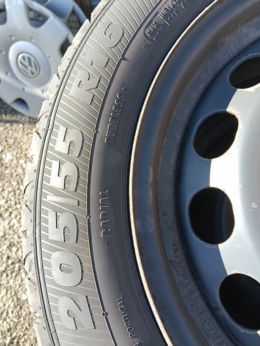 Vând Anvelope. M.S.