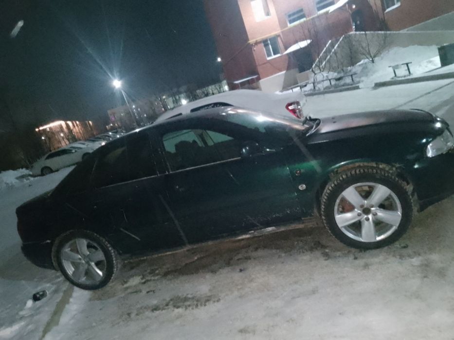 Продам Ауди А4 .