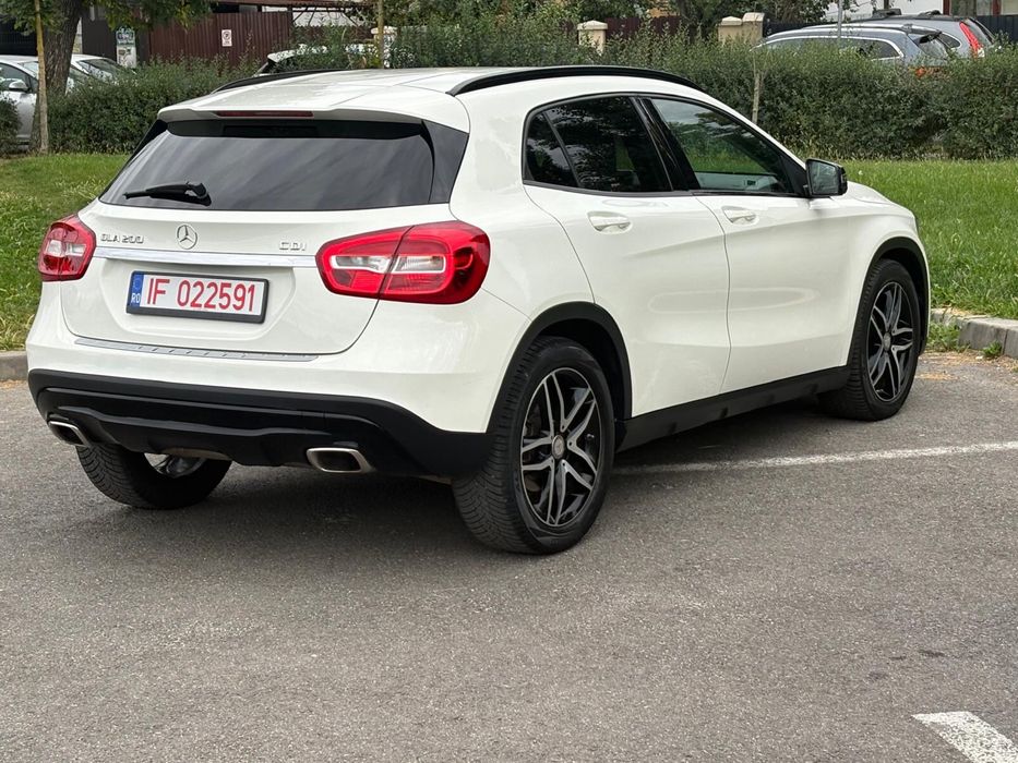 MERCEDES-BENZ GLA 2015 — imagine 5