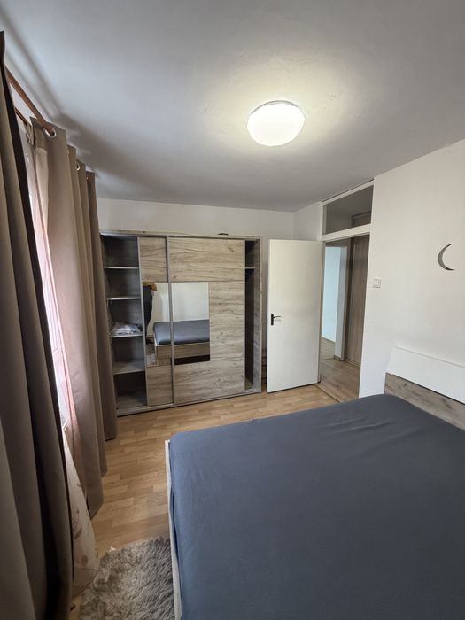 Apartament de inchiriat