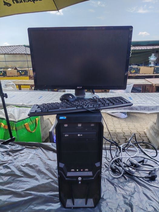 Pachet PC complet (Unitate + Monitor + Tastatură + Mouse) - Pentru piese / proiect retro