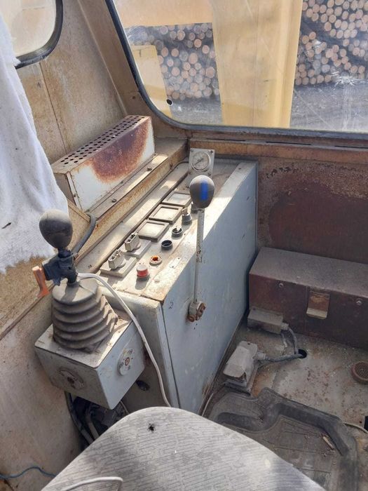гусеничный кран РДК-250-3